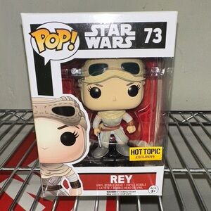 Funko Pop Rey Figure (W / Goggles) #73 Hot Topic Exclusive